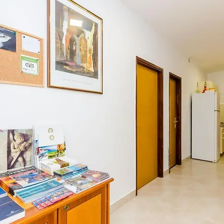 Botica Guest house