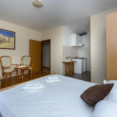 Guest house Botica Mlini